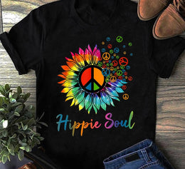 Daisy Peace Sign Hippie Soul Retro Hippie Flower Lovers T-Shirt Hippie Soul Shirt Peace Love Hippie Life Unisex T-shirt